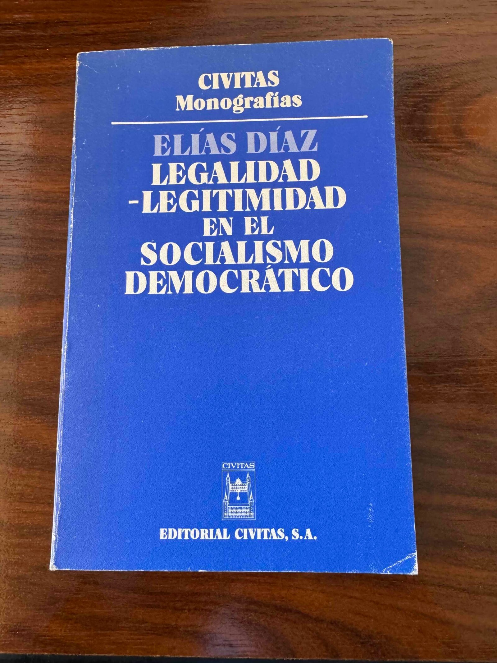 Legalidad-legitimidad en el socialismo democratico